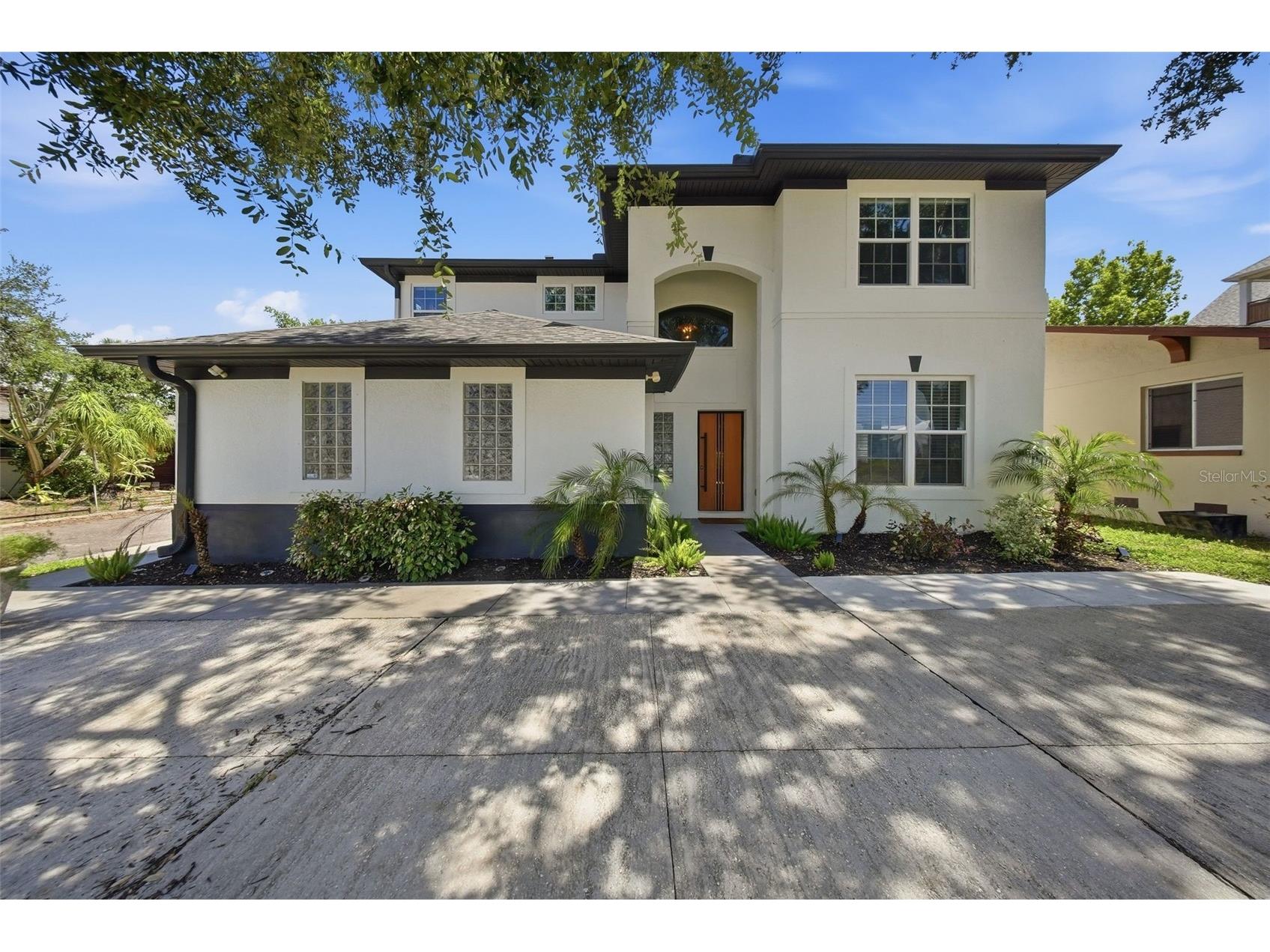236 15th Avenue SE Saint Petersburg FL 33701 TB8509828 image1