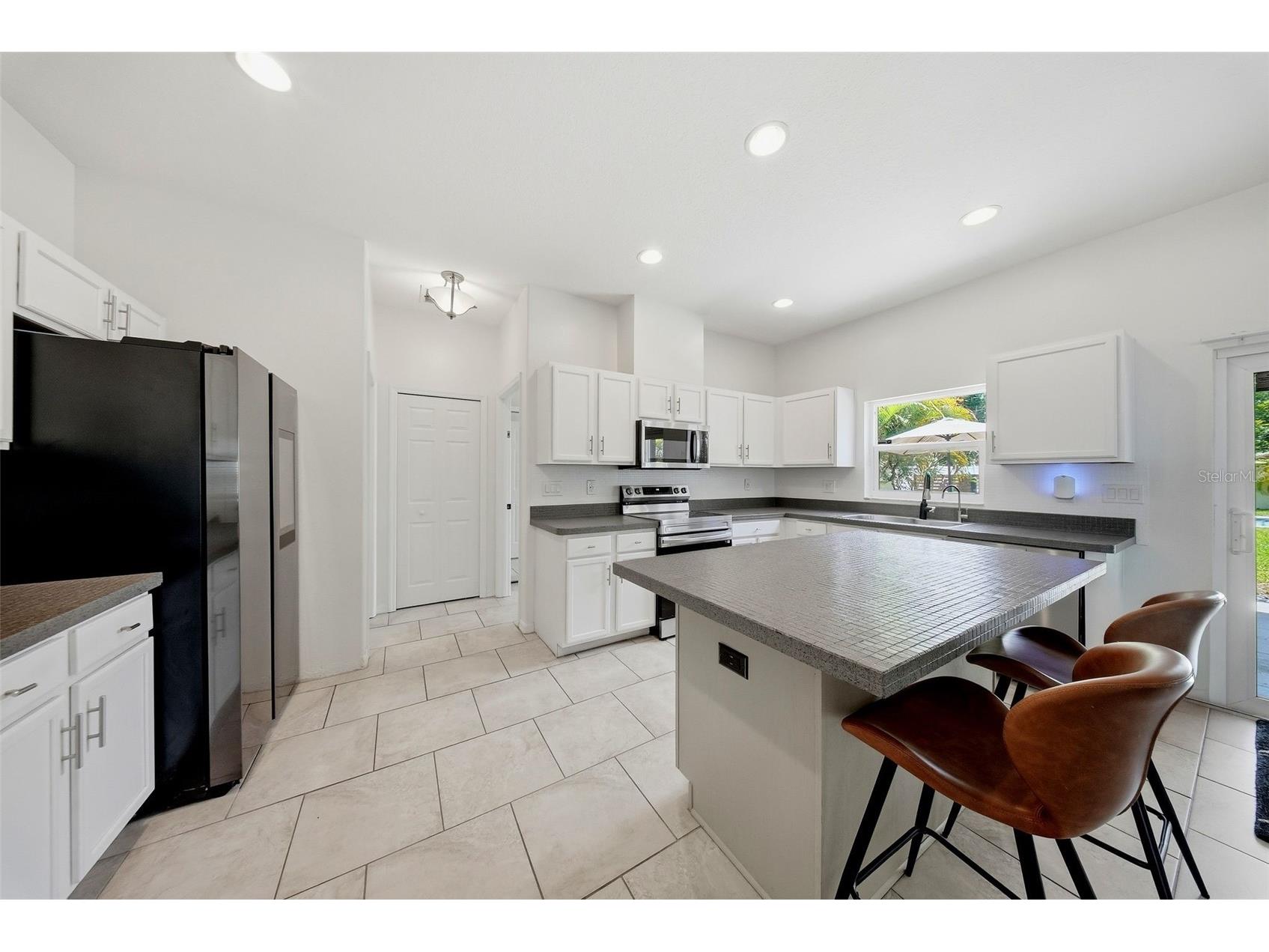 236 15th Avenue SE Saint Petersburg FL 33701 TB8509828 image14
