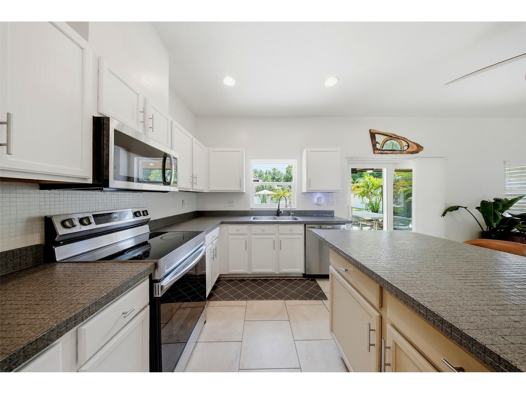 236 15th Avenue SE Saint Petersburg FL 33701 TB8509828 image15