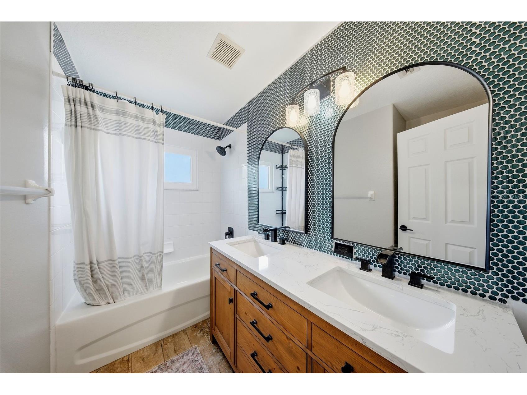 236 15th Avenue SE Saint Petersburg FL 33701 TB8509828 image33