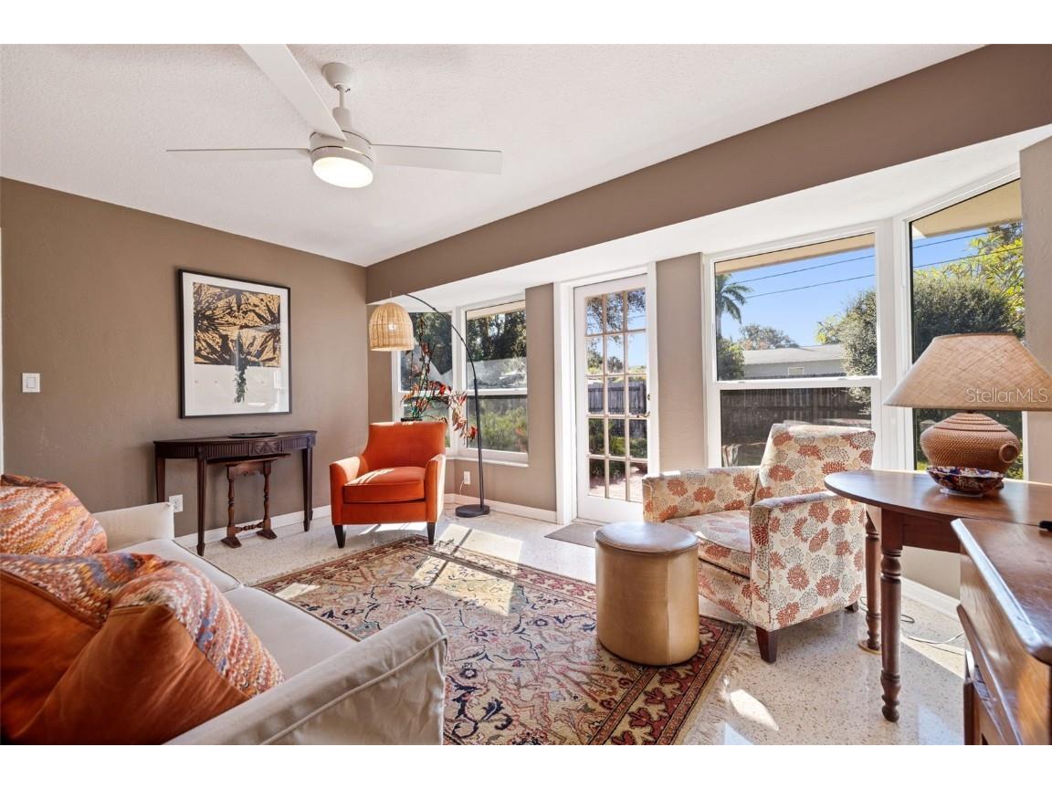 236 58th Avenue S Saint Petersburg FL 33705 TB8450304 image12