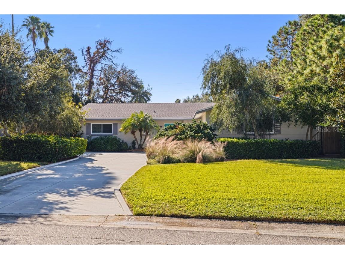 236 58th Avenue S Saint Petersburg FL 33705 TB8450304 image2