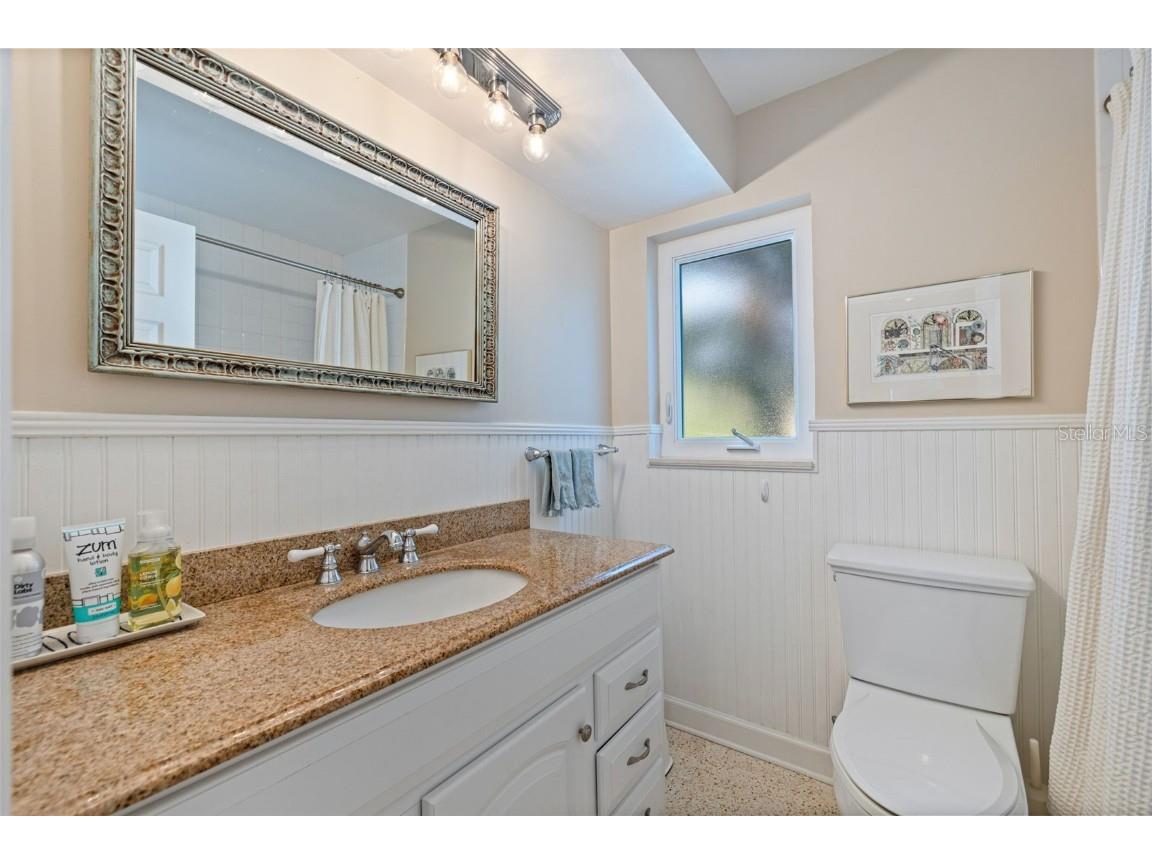 236 58th Avenue S Saint Petersburg FL 33705 TB8450304 image24