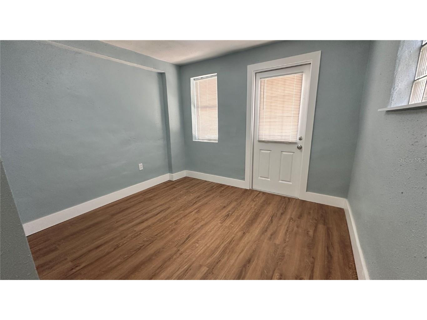 236 6th Avenue N #D Saint Petersburg FL 33701 TB8453218 image4