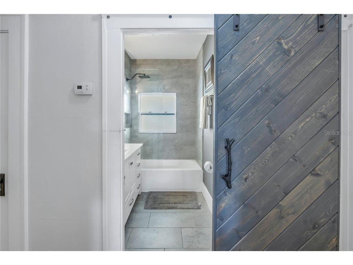 236 9th Avenue NE Saint Petersburg FL 33701 TB8454944 image14