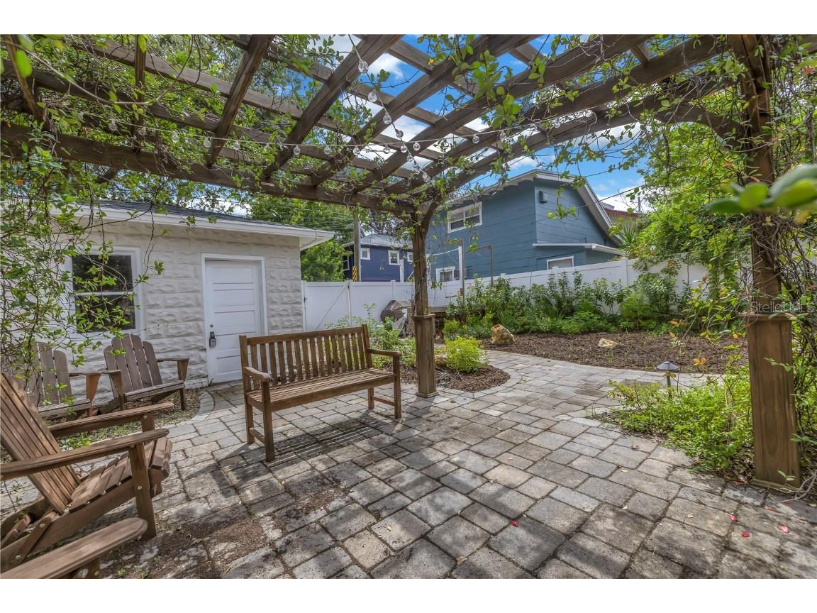 236 9th Avenue NE Saint Petersburg FL 33701 TB8454944 image20