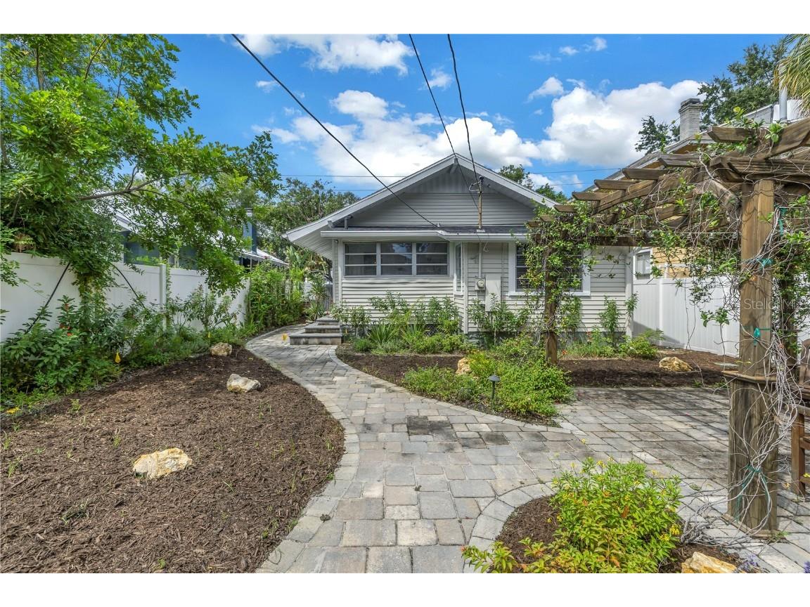 236 9th Avenue NE Saint Petersburg FL 33701 TB8454944 image22