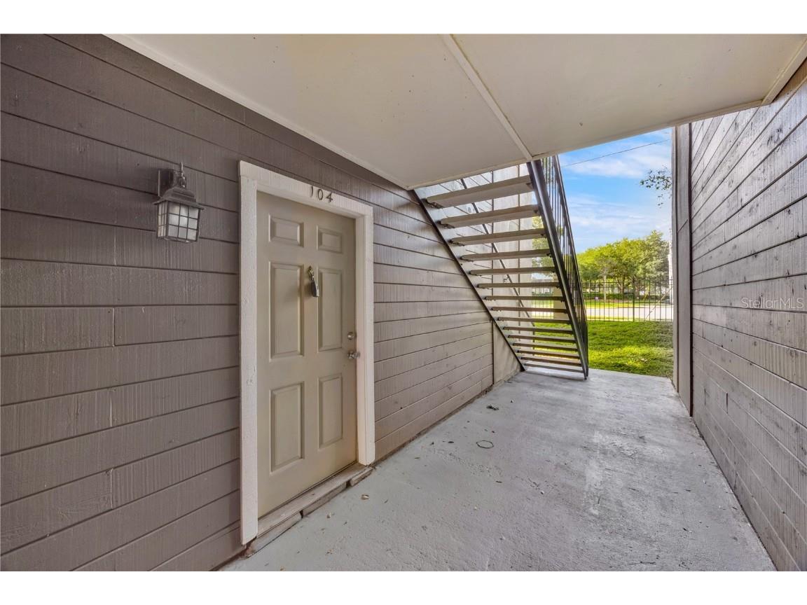 236 Afton Square #104 Altamonte Springs FL 32714 O6327330 image2
