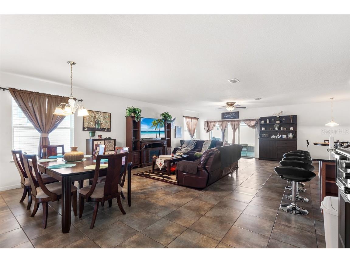 236 Barrington Drive Haines City FL 33844 P4937040 image10