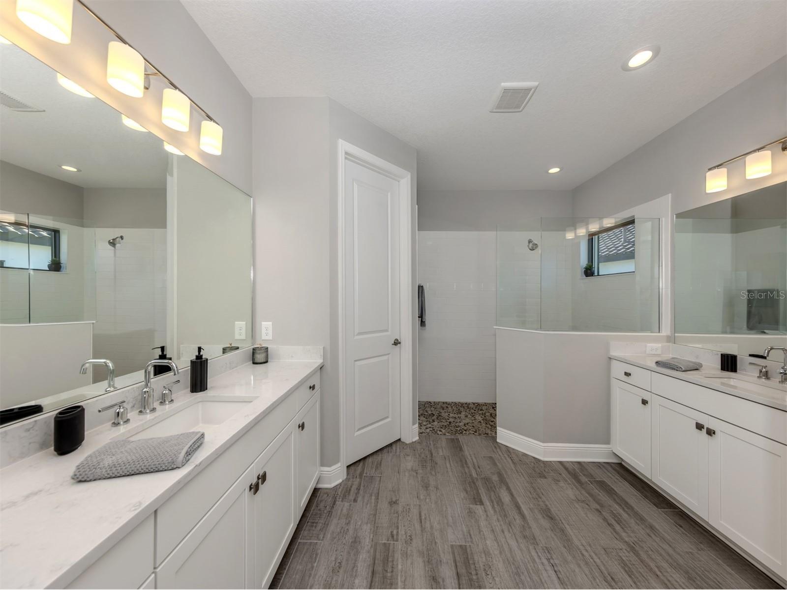 236 Corsano Drive Nokomis FL 34275 N6142030 image9
