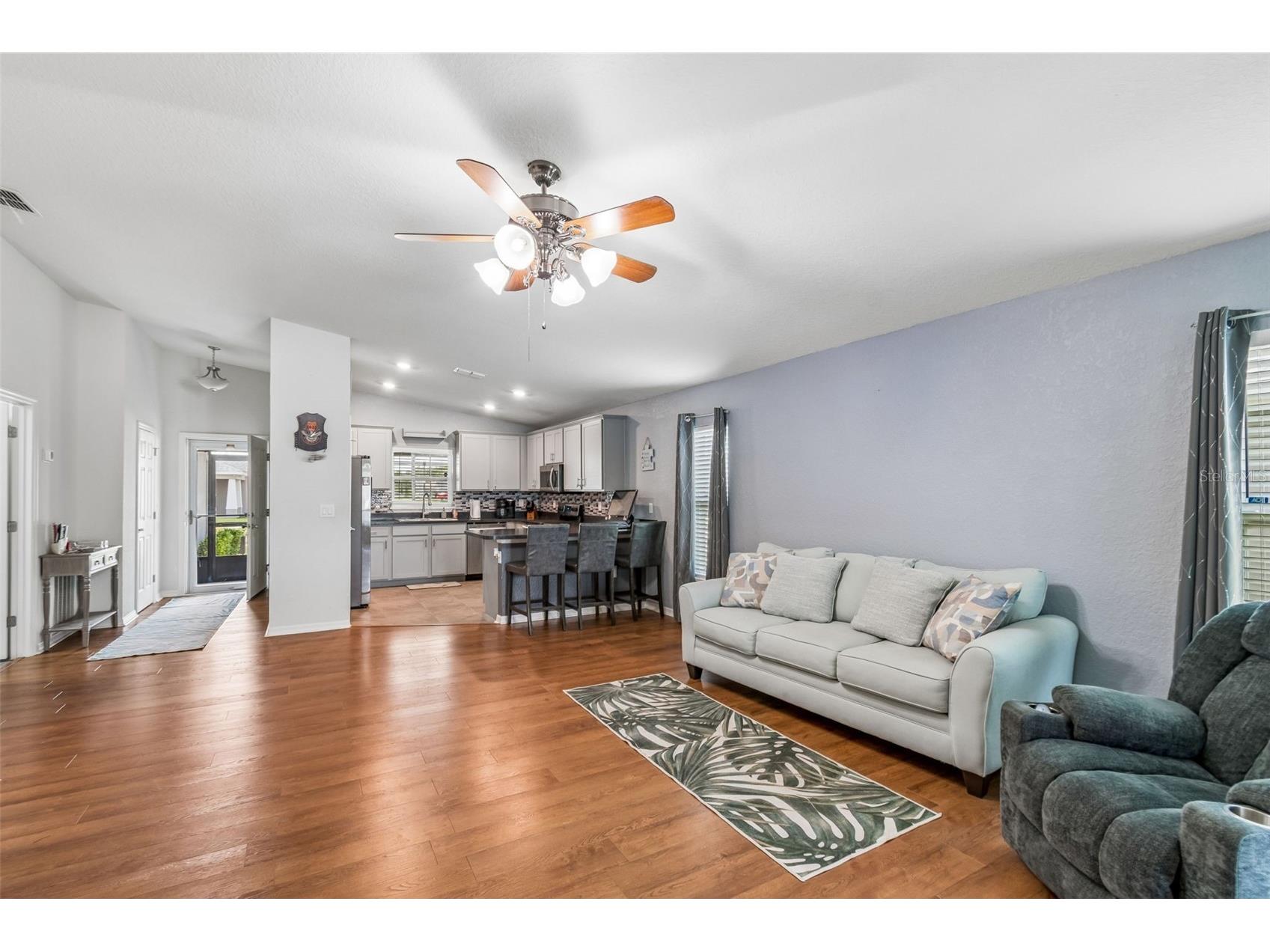 236 Foxtail Loop Davenport FL 33837 TB8510974 image14