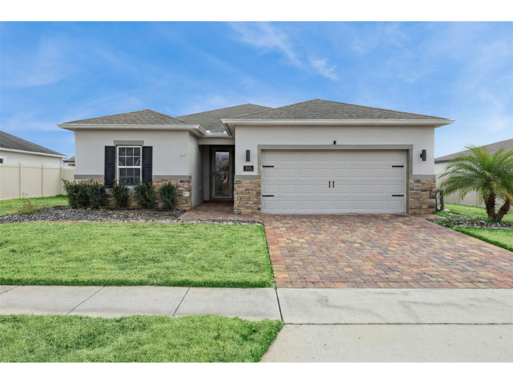 236 Messina Pl Howey In The Hills FL 34737 G5113325 image1