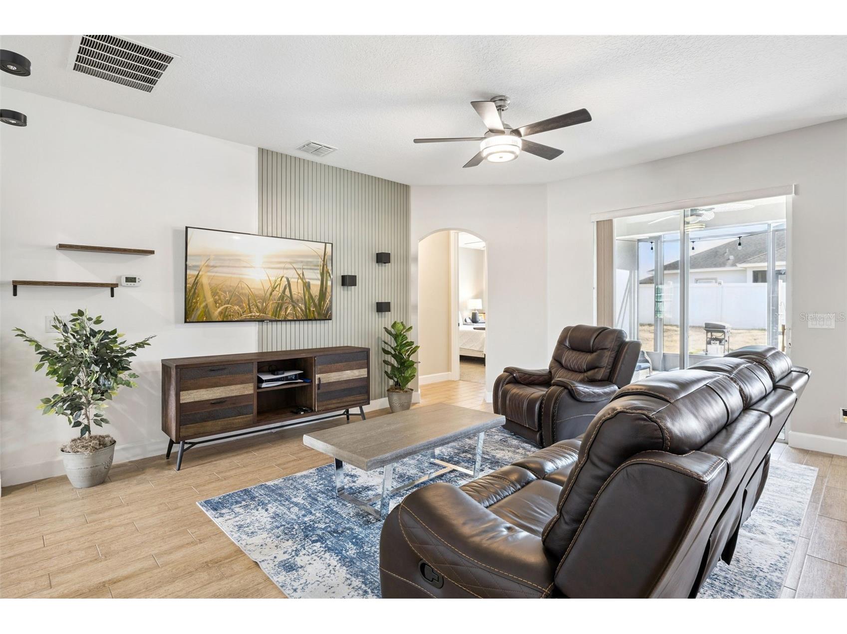 236 Messina Pl Howey In The Hills FL 34737 G5113325 image9