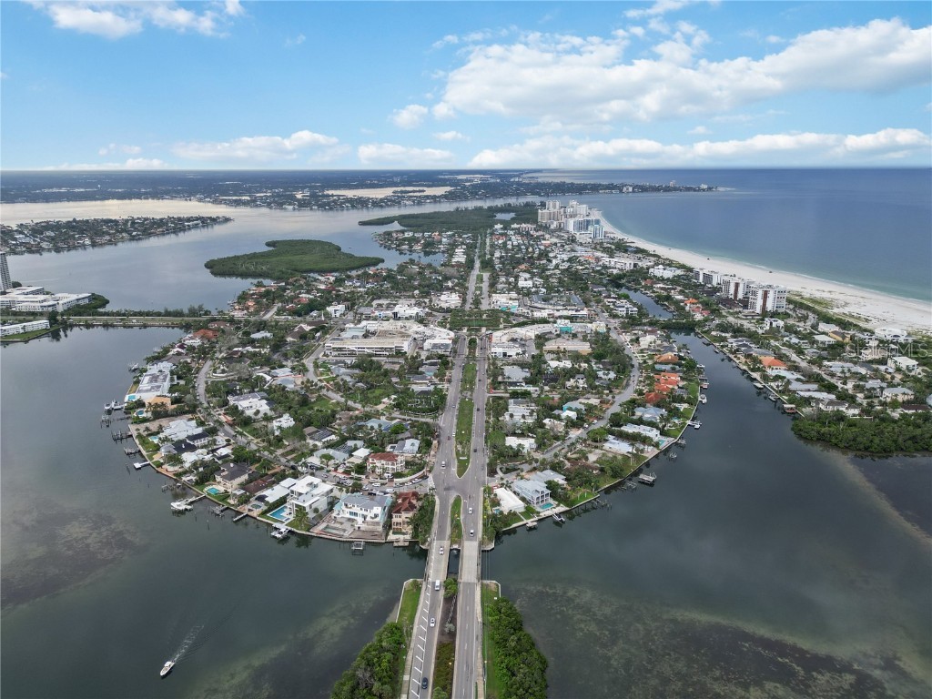 236 N Blvd Of The Presidents Sarasota FL 34236 - SARASOTA BAY GULF OF AMERICA A4663417 image11