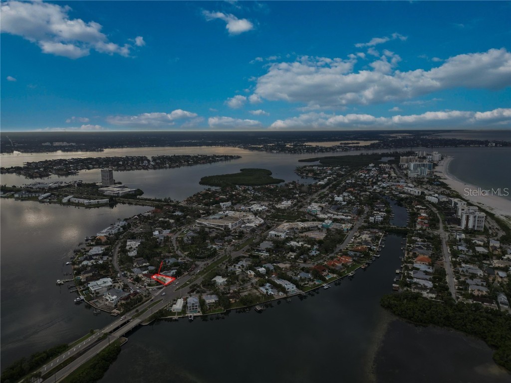 236 N Blvd Of The Presidents Sarasota FL 34236 - SARASOTA BAY GULF OF AMERICA A4663417 image12