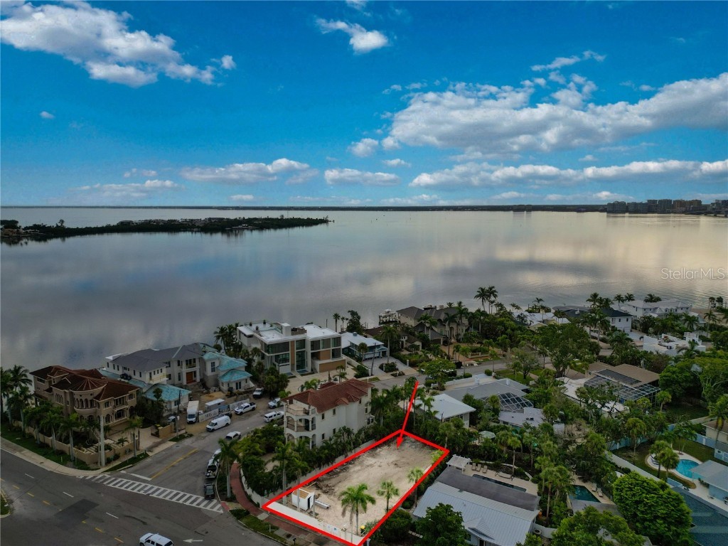 236 N Blvd Of The Presidents Sarasota FL 34236 - SARASOTA BAY GULF OF AMERICA A4663417 image20