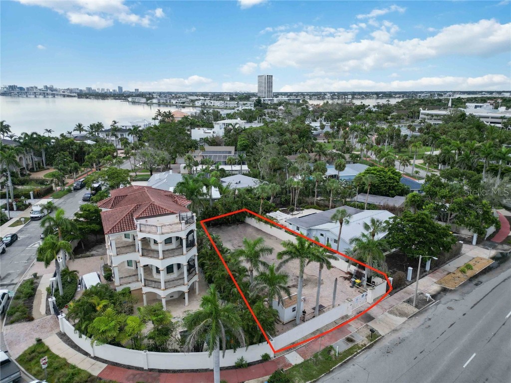 236 N Blvd Of The Presidents Sarasota FL 34236 - SARASOTA BAY GULF OF AMERICA A4663417 image3