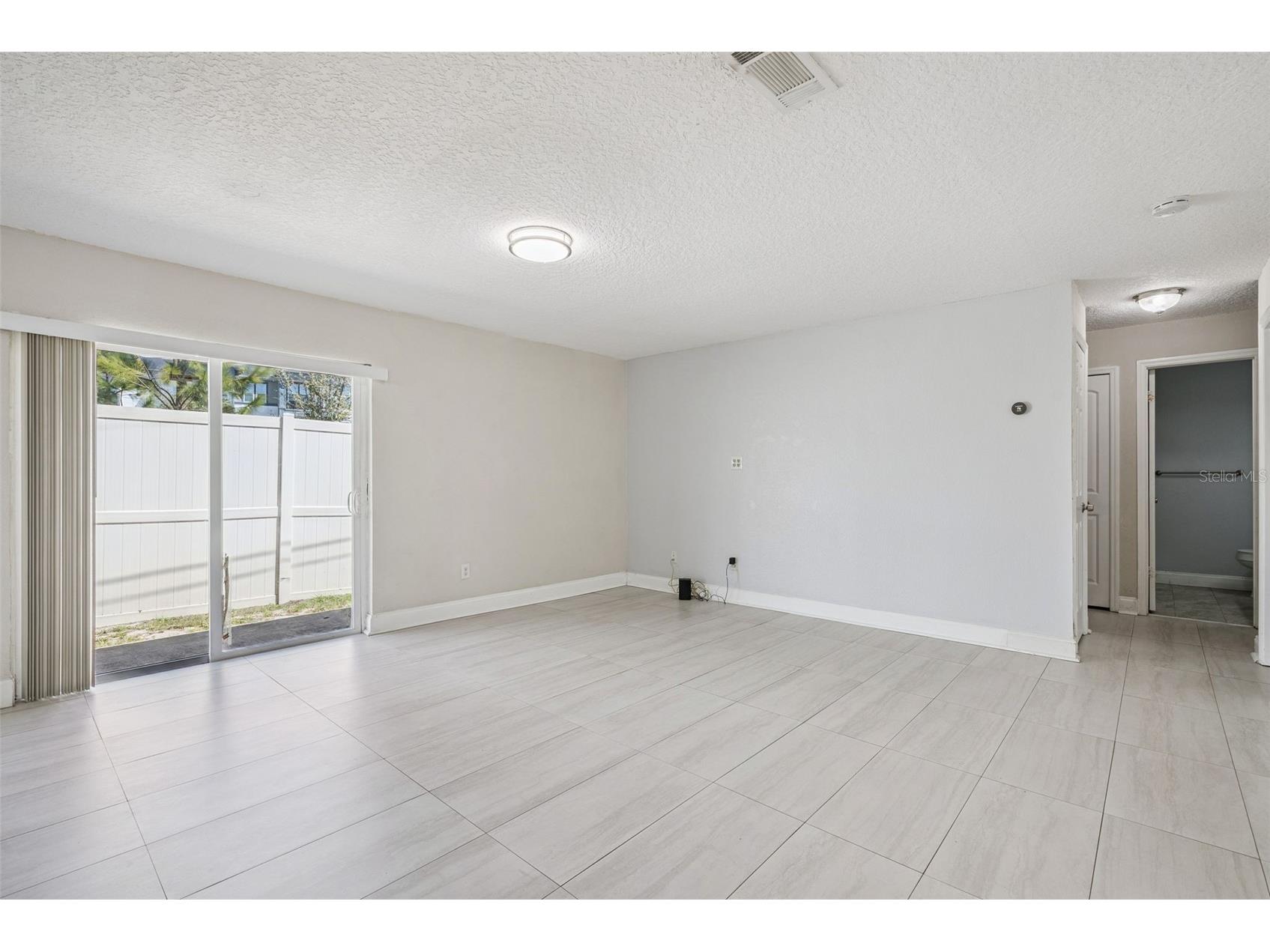 236 Plaza Oval Casselberry FL 32707 O6392278 image6