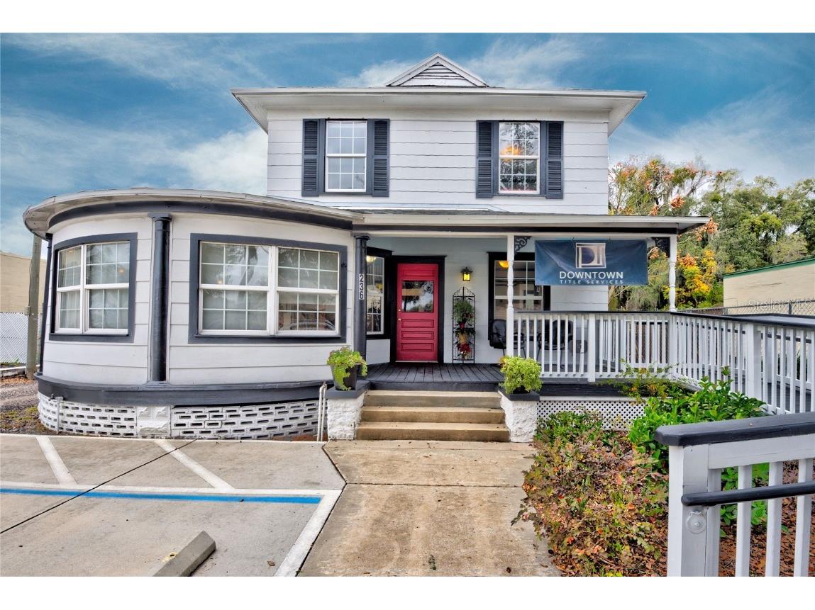 236 S Woodland Boulevard Deland FL 32720 O6086384 image1