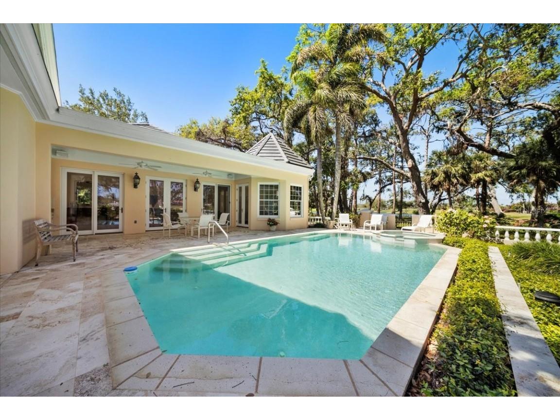 236 Saint James Park Osprey FL 34229 A4644125 image43