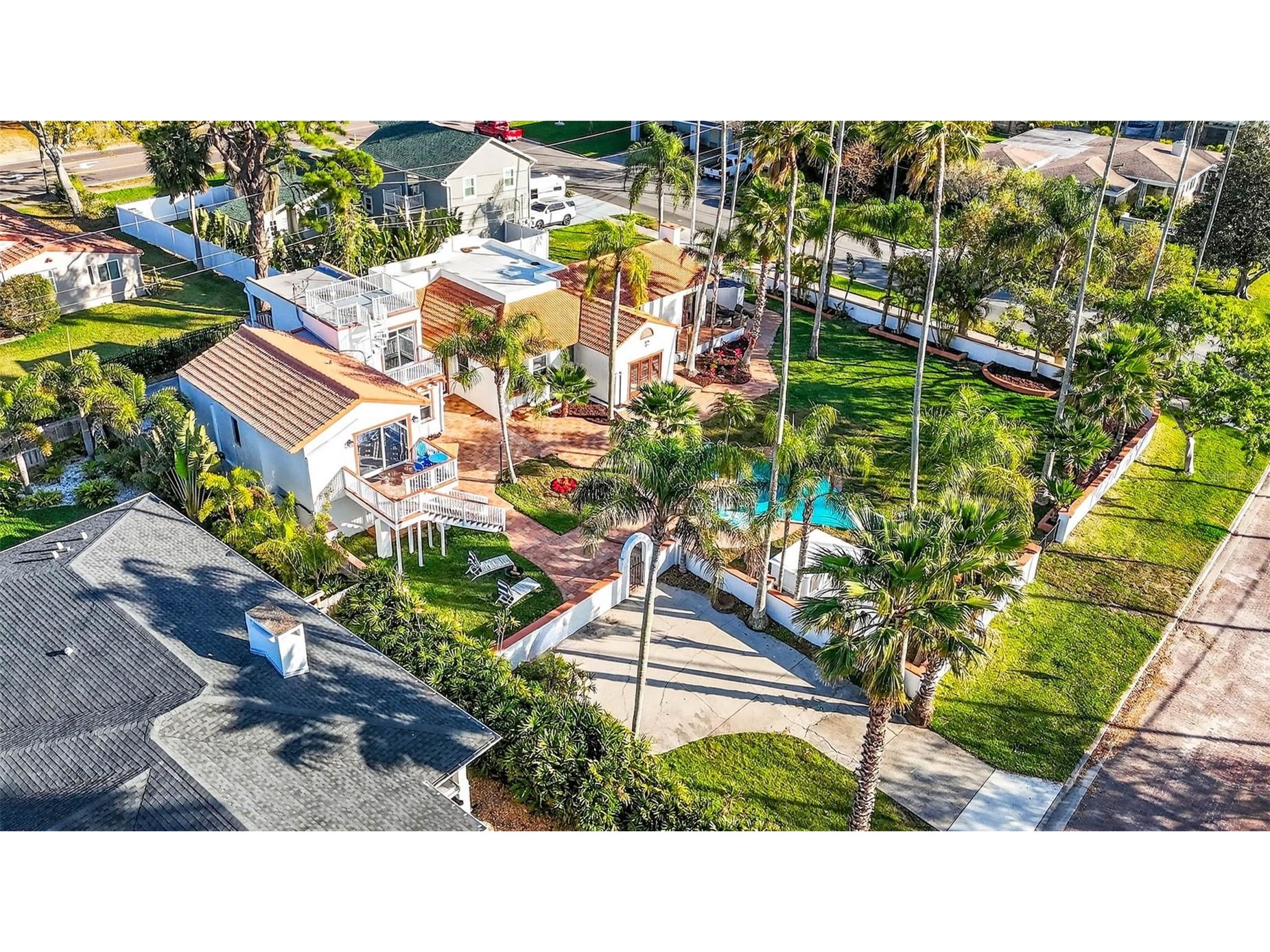 236 San Salvador Drive Dunedin FL 34698 TB8485884 image4