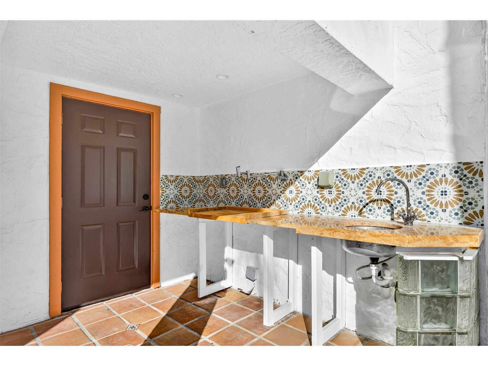 236 San Salvador Drive Dunedin FL 34698 TB8485884 image41