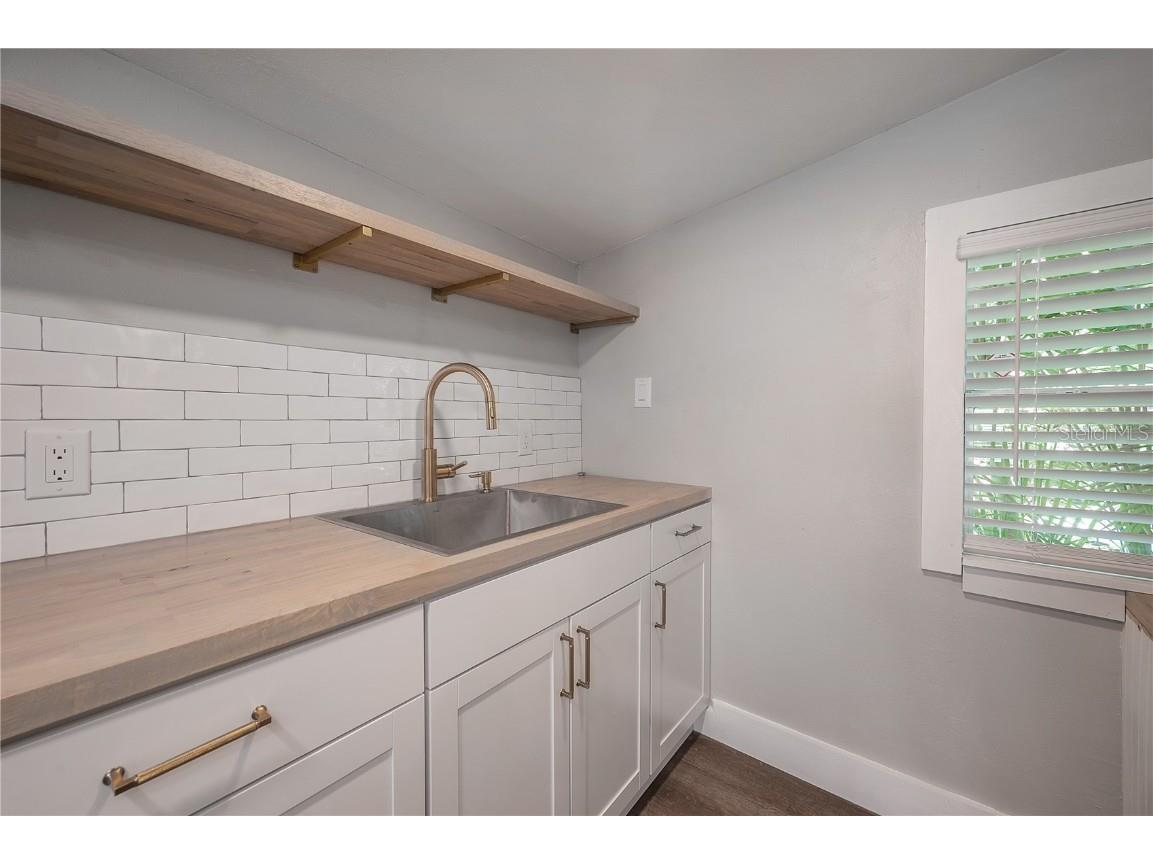 236 W North Street #B Tampa FL 33604 TB8455231 image9