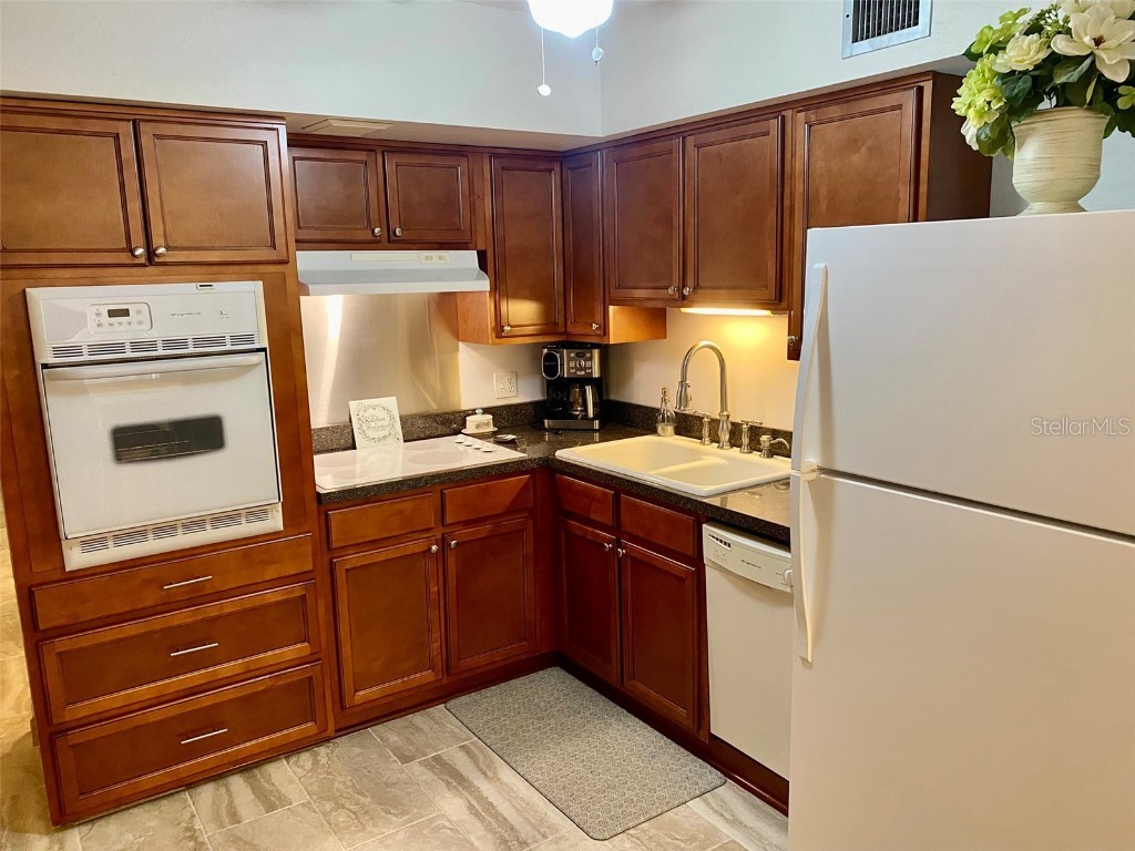 2360 Irish Lane #64 Clearwater FL 33763 TB8452963 image8