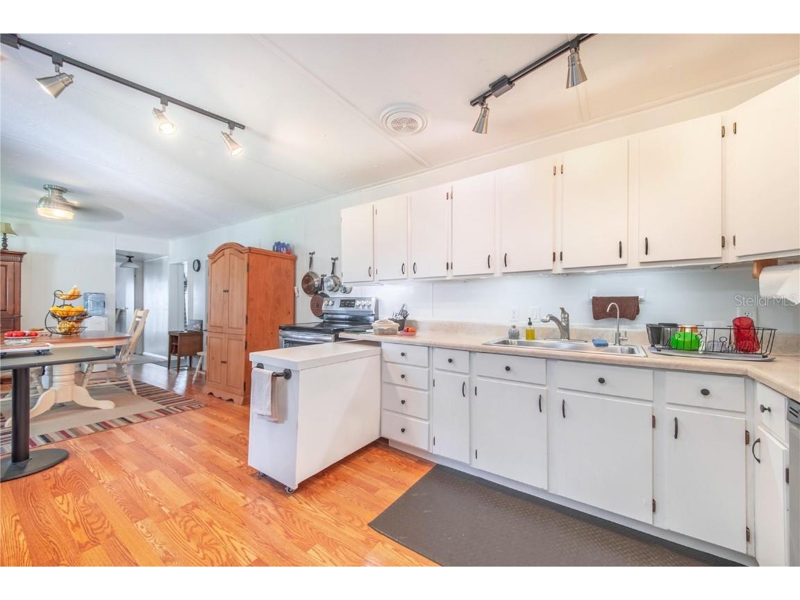 2360 Lakeview Drive Haines City FL 33844 - LAKE LOWERY P4933714 image21