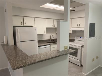 2360 Maben Circle #Q3 Palm Harbor FL 34683 TB8485403 image3