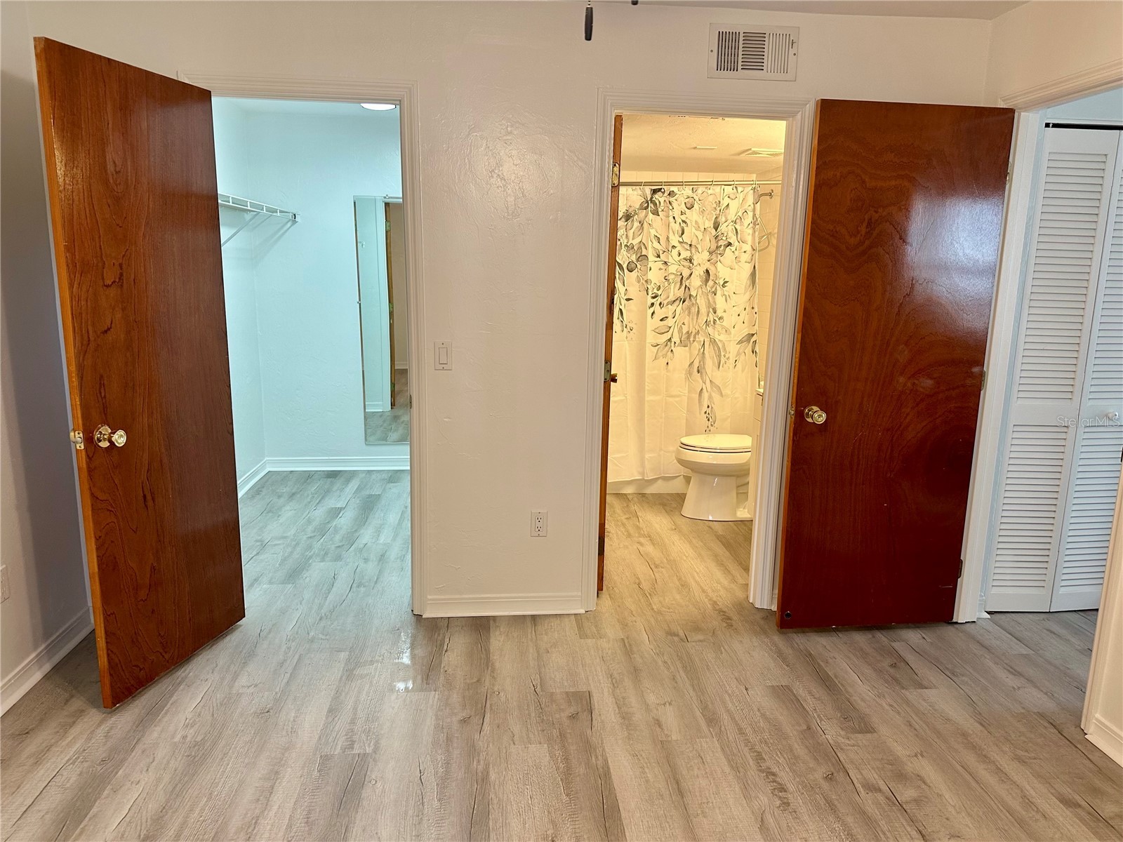 2360 SW Archer Road #206 Gainesville FL 32608 A4657007 image10