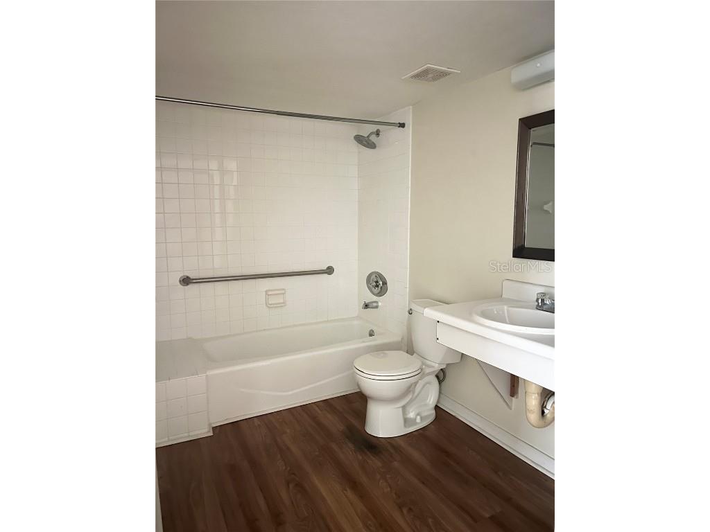 2360 SW Archer Road #602 Gainesville FL 32608 GC527786 image5