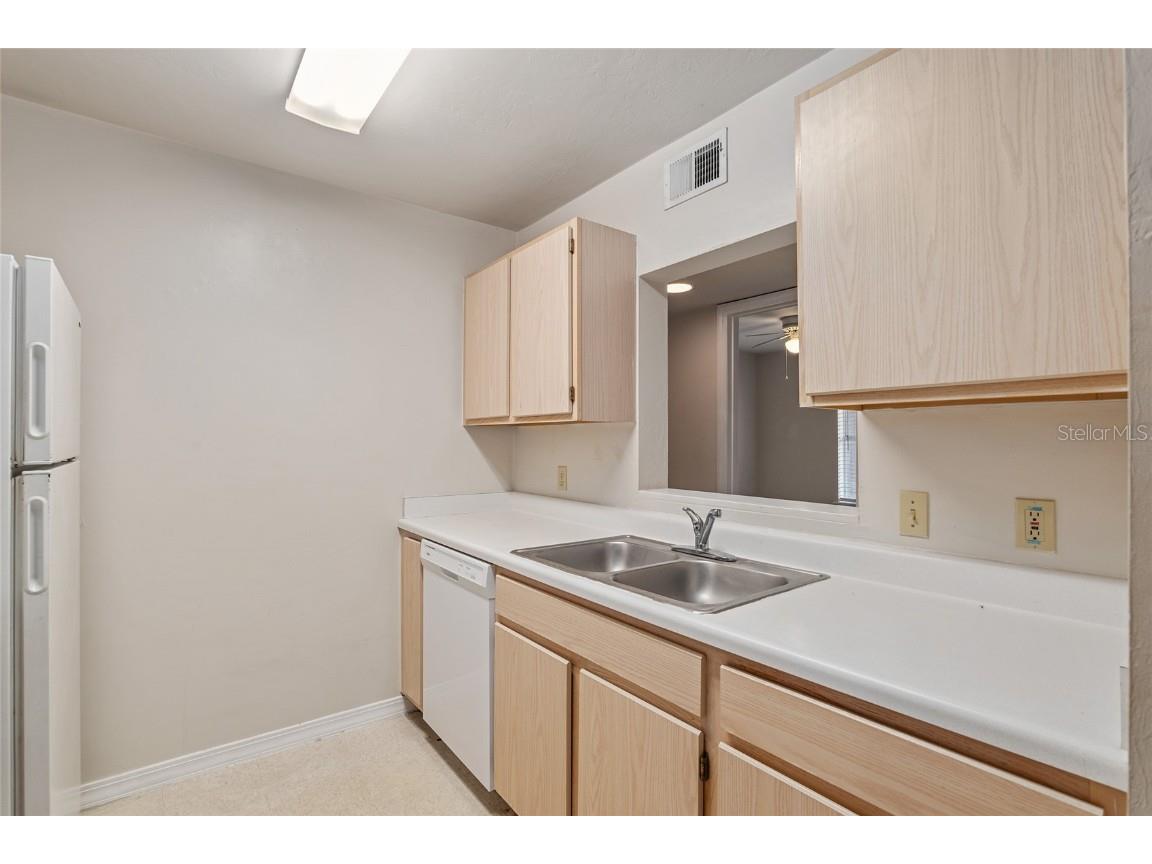 2360 SW Archer Road #607 Gainesville FL 32608 GC527895 image6