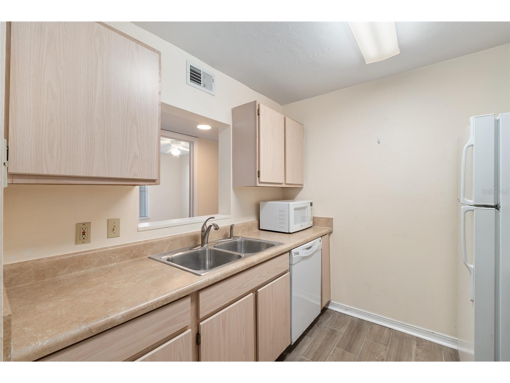 2360 SW Archer Road #706 Gainesville FL 32608 GC539346 image17
