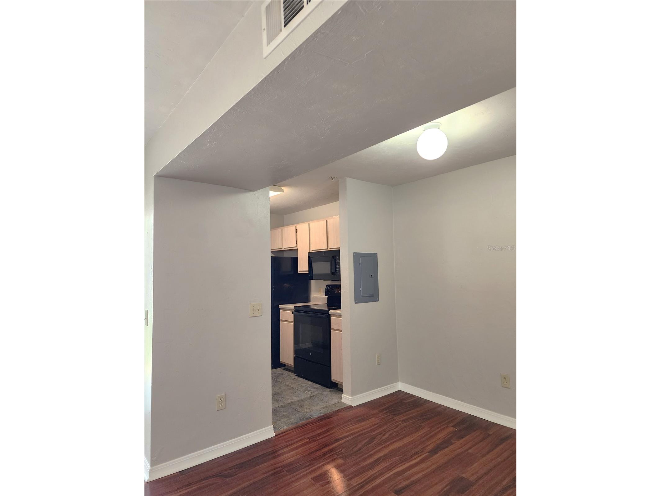 2360 SW Archer Road SW #205 Gainesville FL 32608 GC538505 image4