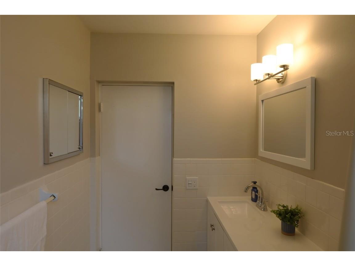 2360 World Parkway Boulevard #36 Clearwater FL 33763 TB8382270 image17