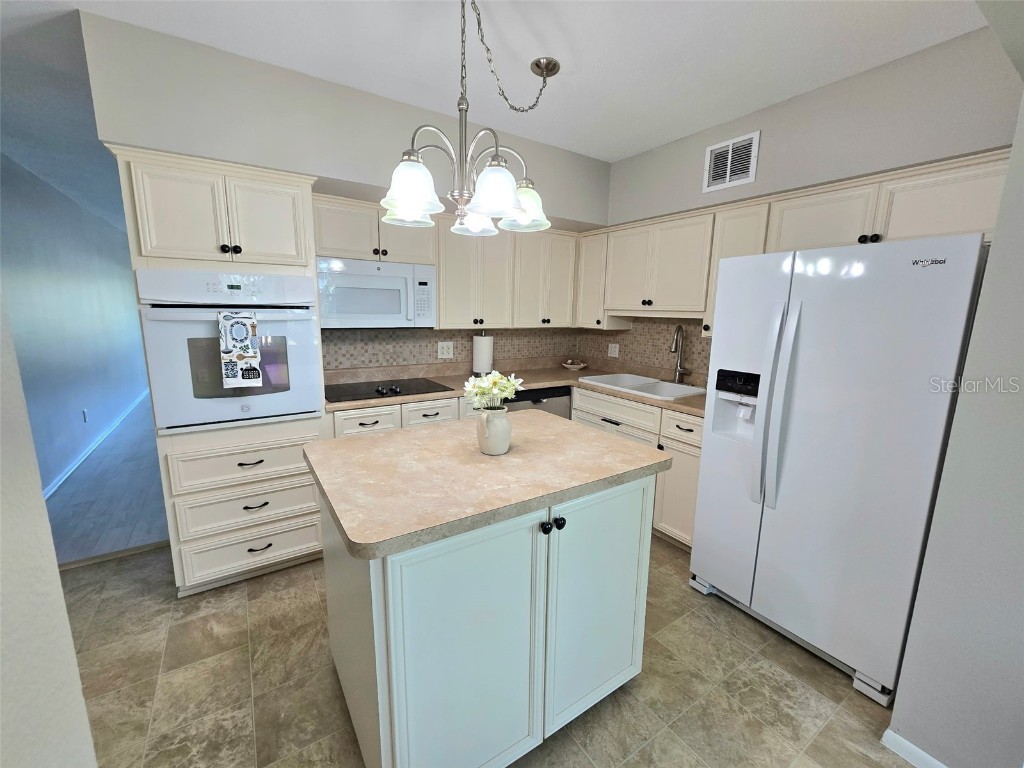 2360 World Parkway Boulevard #36 Clearwater FL 33763 TB8382270 image5