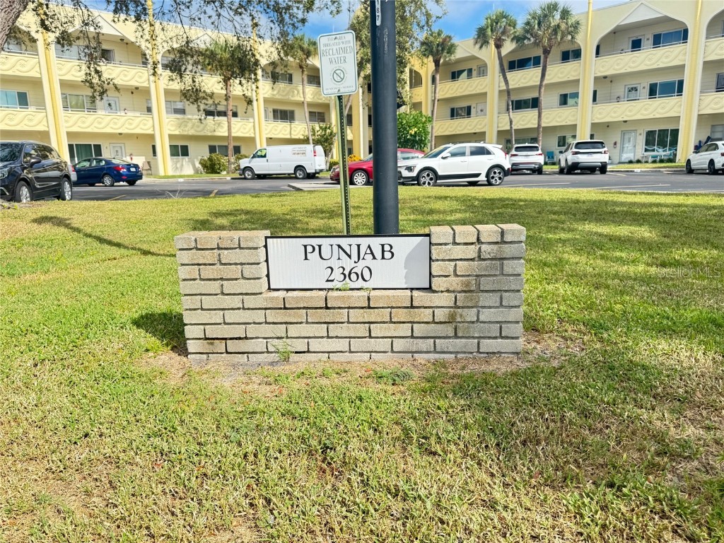 2360 World Parkway Boulevard #38 Clearwater FL 33763 TB8433950 image1