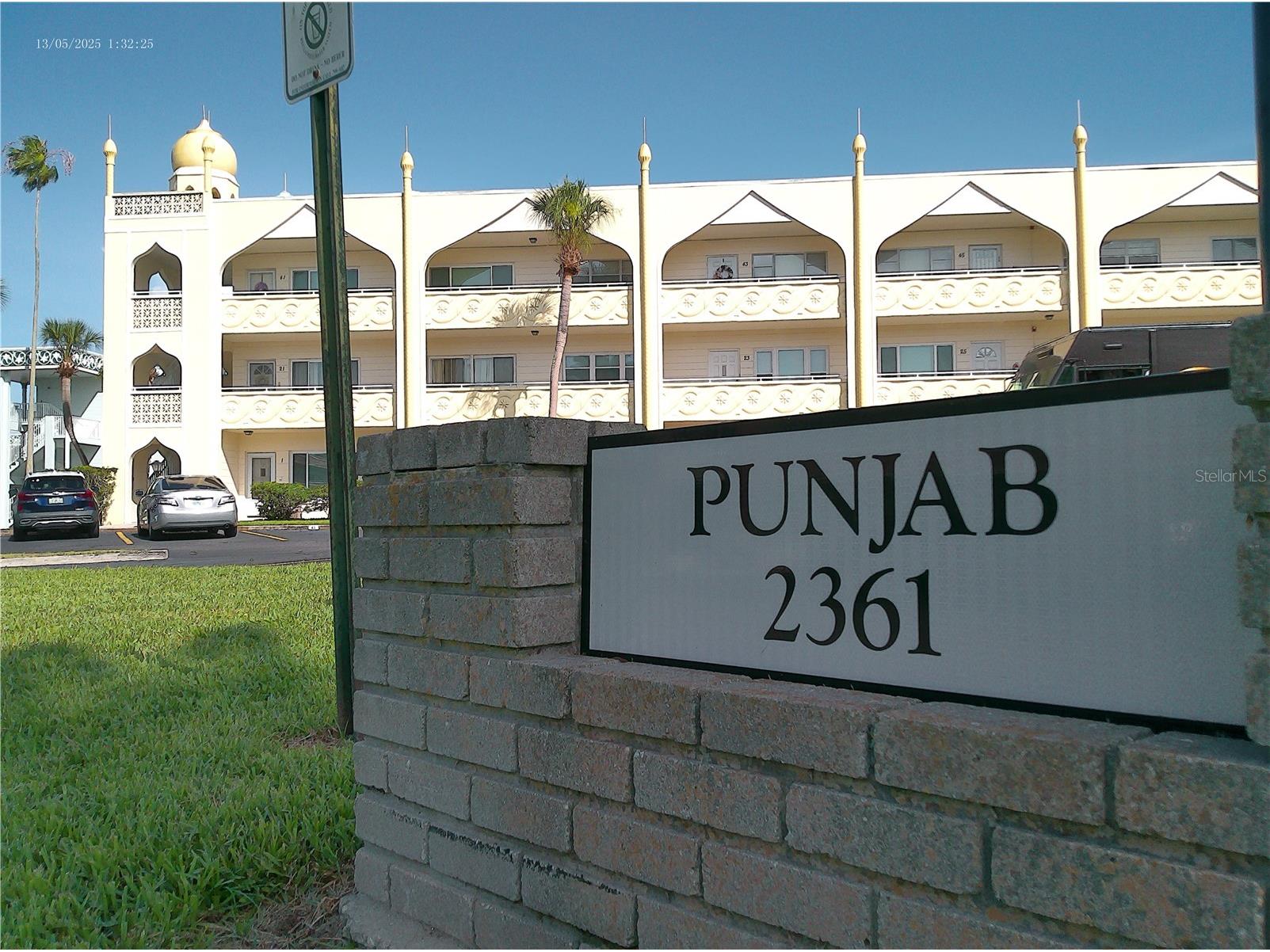 2361 Ecuadorian Way #45 Clearwater FL 33763 W7886145 image1