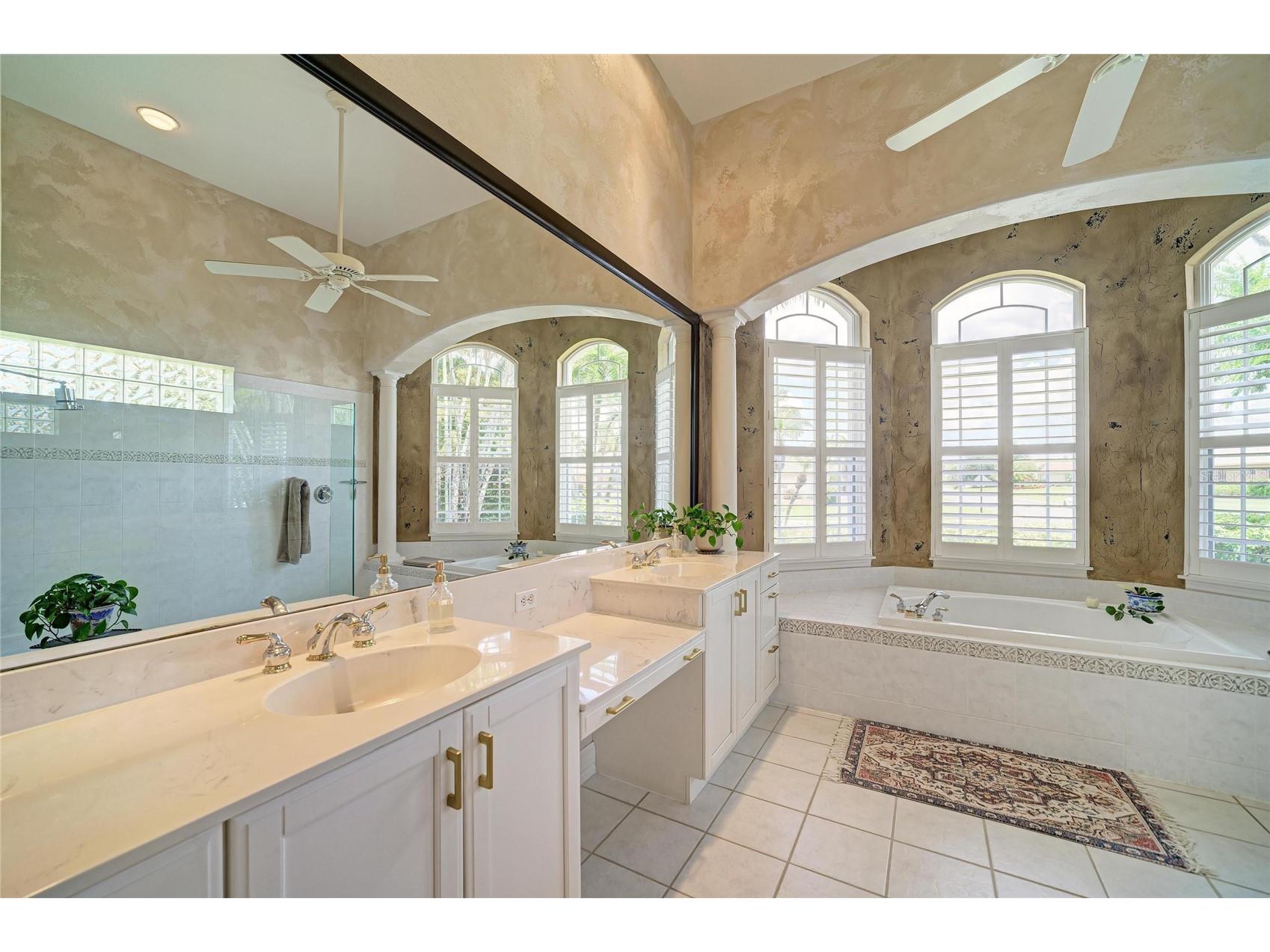 2362 Little Country Road Parrish FL 34219 A4698936 image48