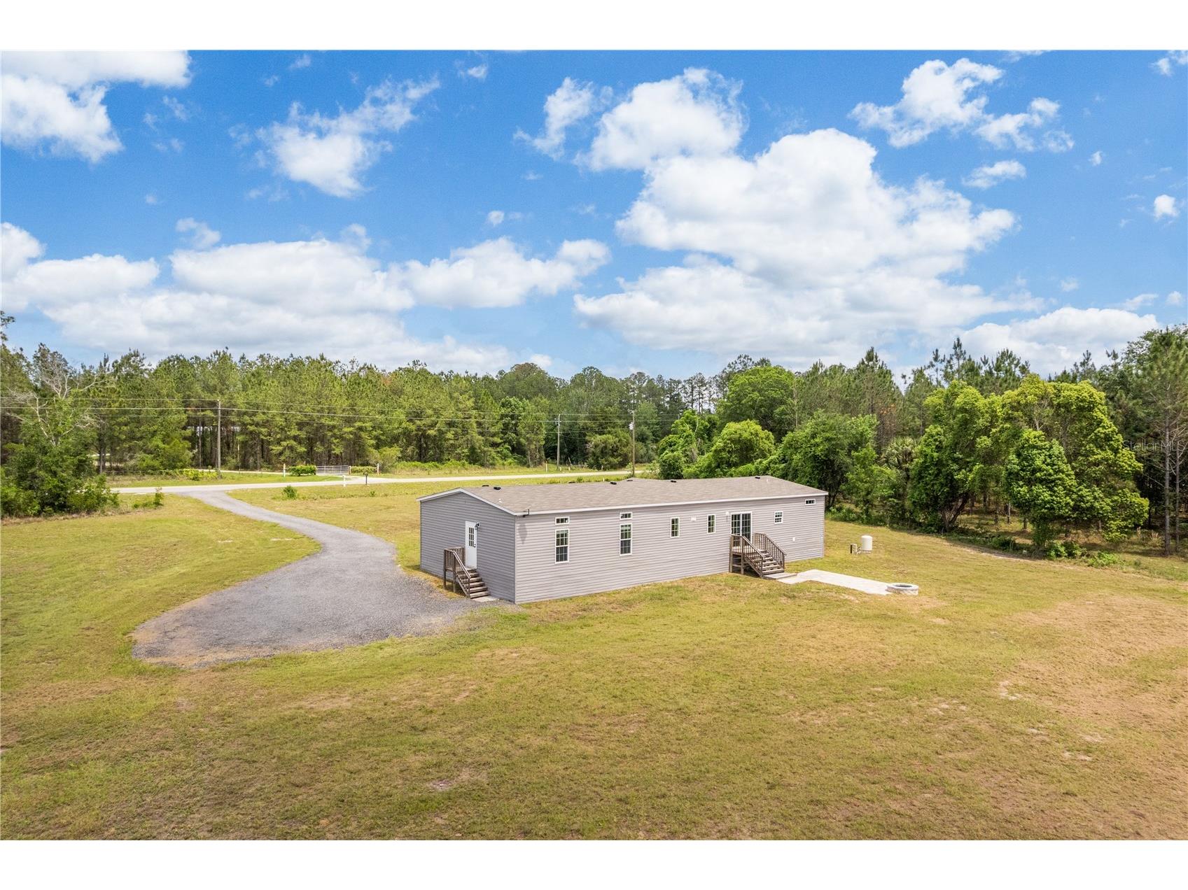 2362 NE County Road 1469 Hawthorne FL 32640 GC541340 image69