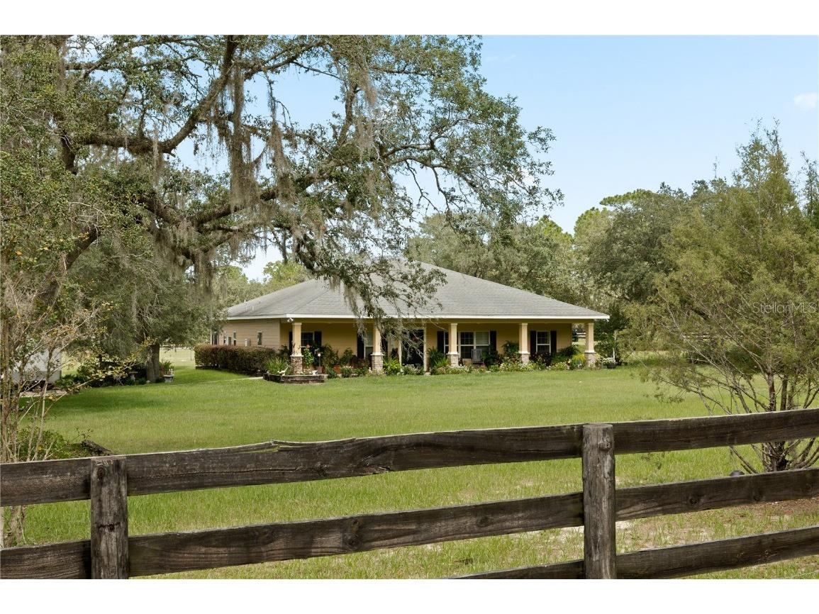 23625 NW Falcon Avenue Dunnellon FL 34431 V4932261 image1