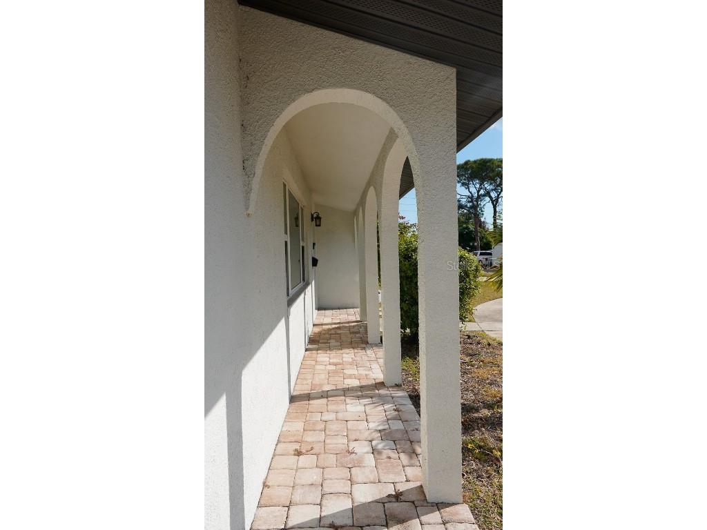 2363 68th Ave S Saint Petersburg FL 33712 O6361495 image4