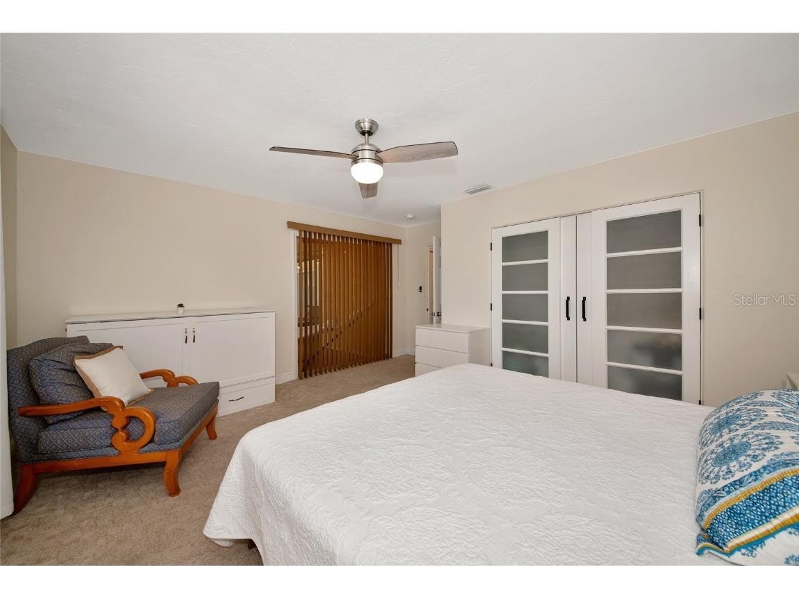 2363 Milford Circle Sarasota FL 34239 A4654562 image16