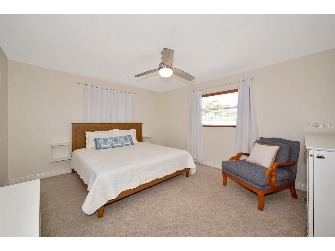 2363 Milford Circle Sarasota FL 34239 A4654562 image17