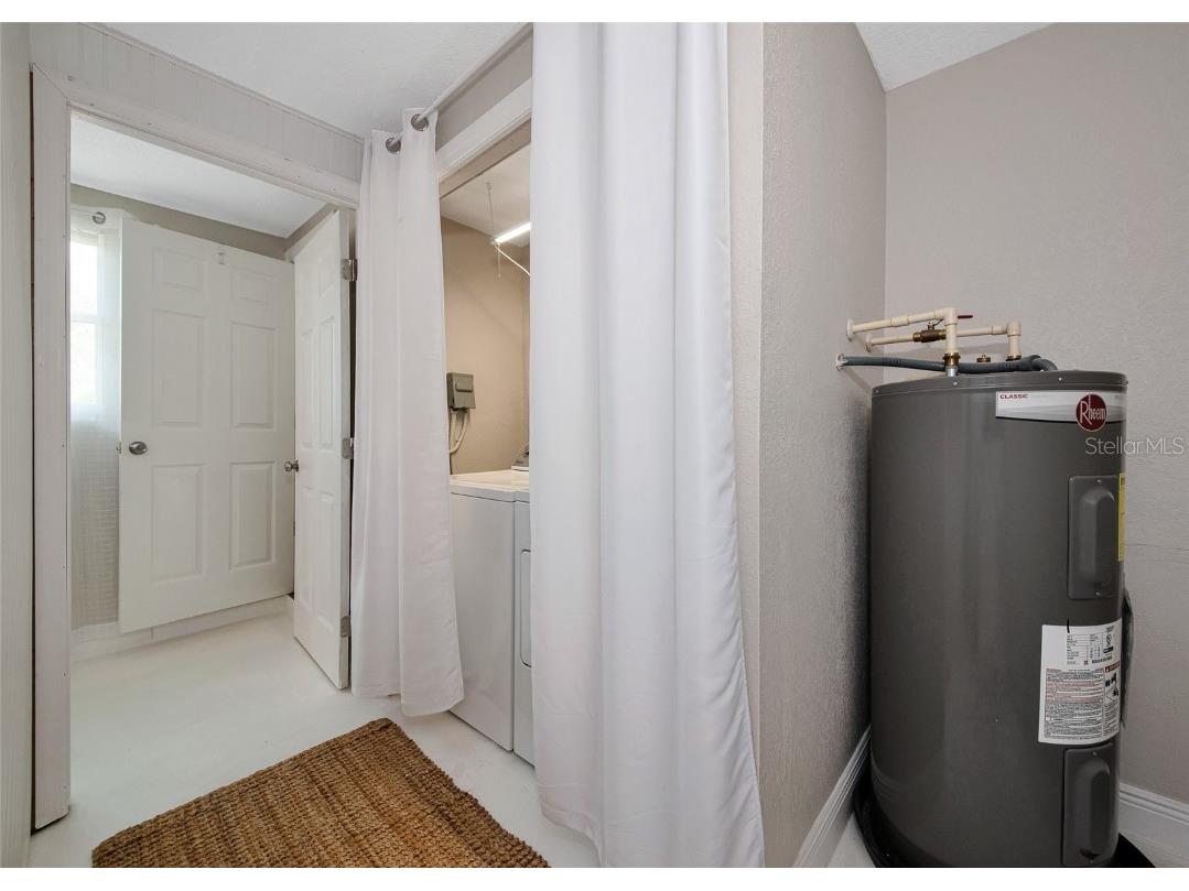 2363 Milford Circle Sarasota FL 34239 A4654562 image31