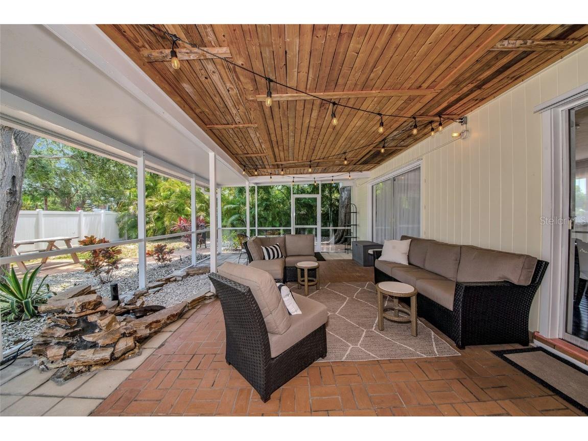 2363 Milford Circle Sarasota FL 34239 A4654562 image34