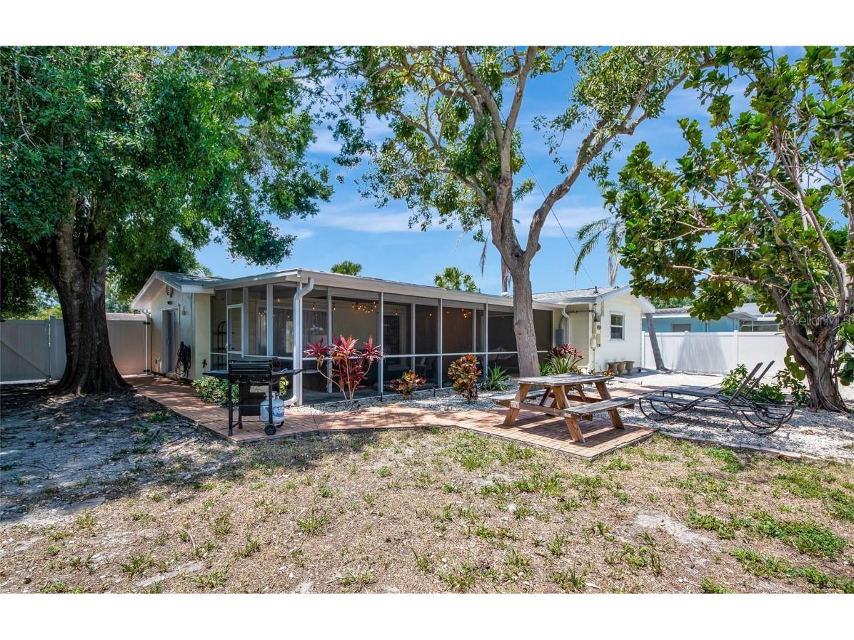 2363 Milford Circle Sarasota FL 34239 A4654562 image37