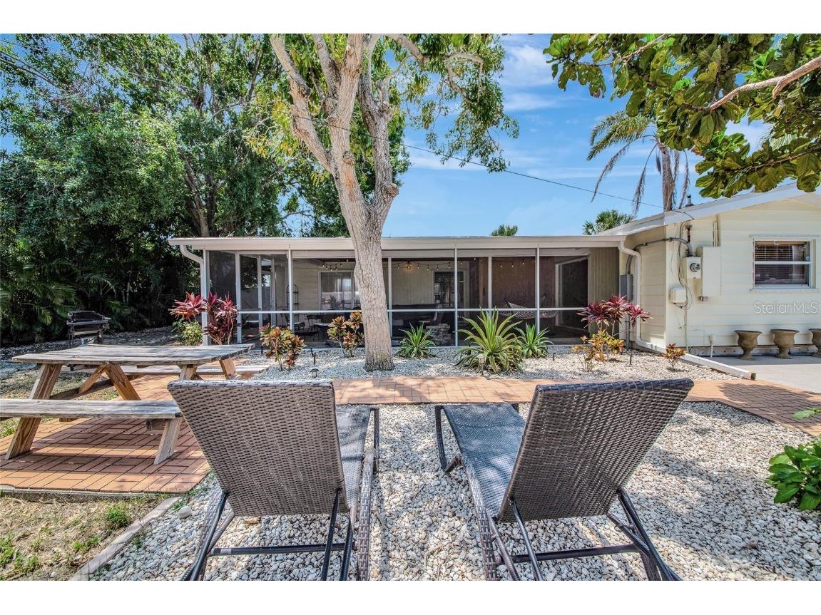 2363 Milford Circle Sarasota FL 34239 A4654562 image38