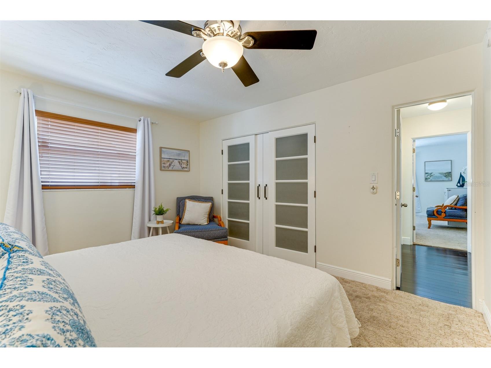2363 Milford Circle Sarasota FL 34239 A4688288 image14